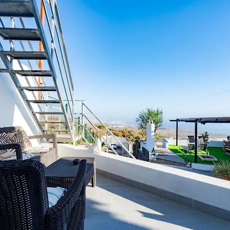 בית נופש El Rinconcito Con Vistas Al Mar Los Menores